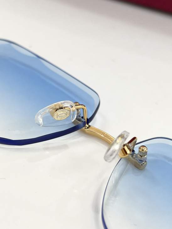 Picture of Cartier Sunglasses _SKUfw80274907fw